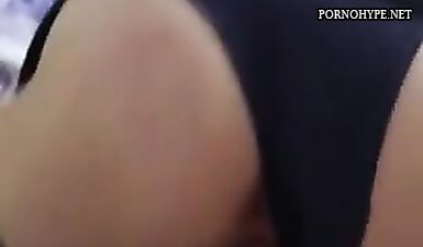 Жаркое видео: девушка крутит попкой на члене своего парня