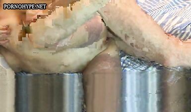Жесткий анал с маленькой шлюхой: брутальное порно для поисковых систем!