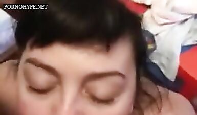 Двойное проникновение зрелой дамы: горячий секс с двумя мужиками