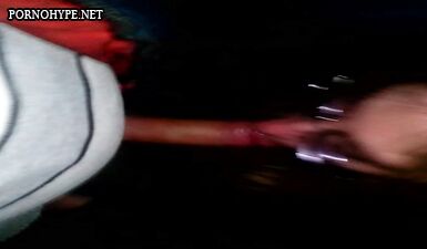 Шлюха из Питера отсасывает х** в подъезде