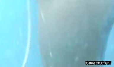 Мастурбация на волосатую пизду, снятую скрытой камерой