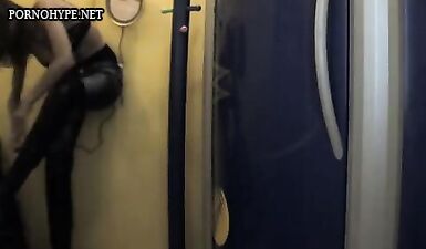 Жаркий стриптиз шлюхи оказался невероятным