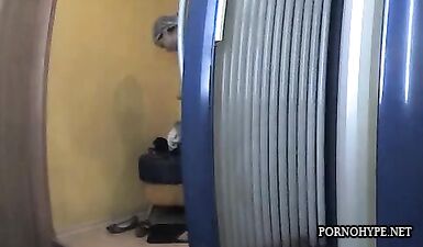 Шлюха не знала, что ее снимают, она была бы в шоке