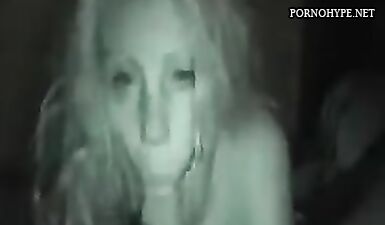 Скрытая камера поймала горячий секс во тьме