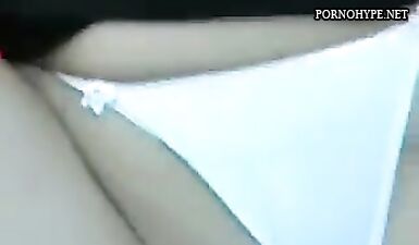 Жаркий секс в машине с пошлыми девками