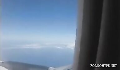 Сестры-бисексуалки сосут хуй и матерятся: жесткий секс с братом-оператором
