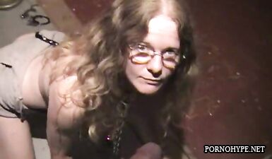 Готовая шлюха-рабыня угодит своему хозяину: жесткий секс без цензуры