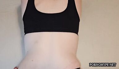 Жесткая ебля рыжей шлюхи с внутренним окончанием