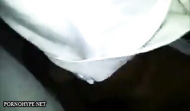 Горячая шлюха с шикарной задницей облизывает по самые яйца - порно видео с оральным сексом!