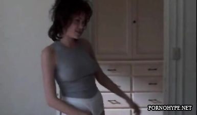 Подборка возбуждающих сцен из эротического фильма Джиа с Анджелиной Джоли