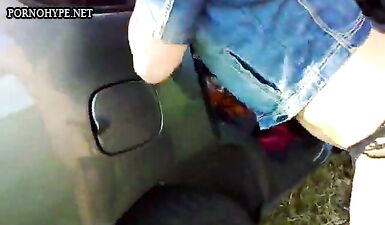 Русская девушка сосет и трахается в такси за проезд