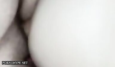 Огромная задница: невозможно проникнуть в анус!
